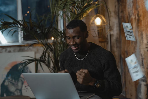 The Operator Behind the Brand: Why Football Bettors Should Know Who Runs Their Sportsbook